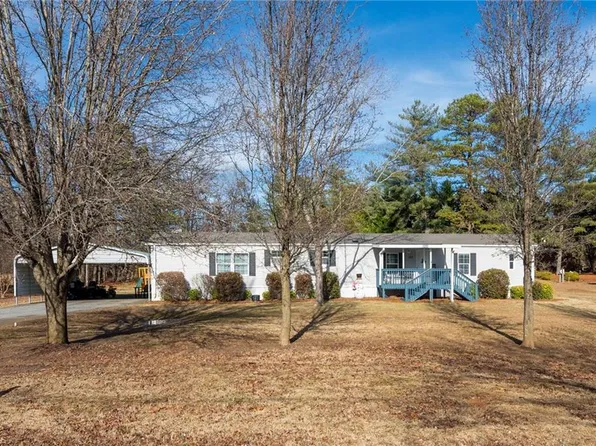 182 Jenkins Rd, Lexington, NC 27295