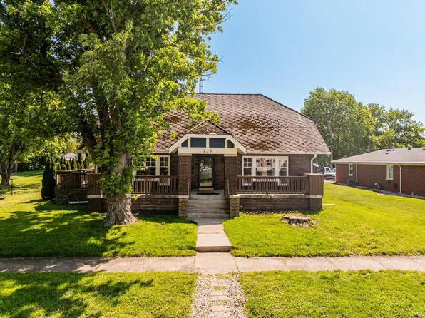 233 S Broadway St, Albany, IN 47320