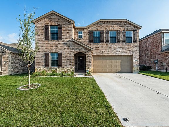 3rd image of 4437 Benham Dr