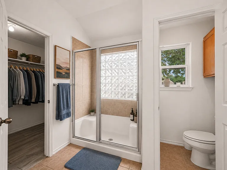 725 Cimarron Sq — Photo 8