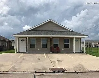 1544 Montagne St #A — Photo 1