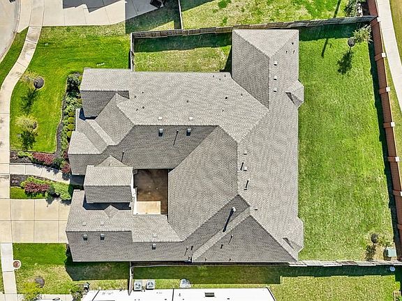 3rd image of 10610 Spring Water Dr
