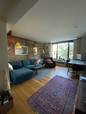 Rented by MySpaceNYC | media 29