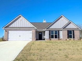 44 Mulberry Grove Dr, Winder, GA 30680