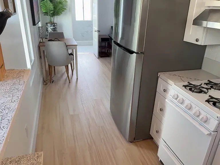 2247 Brant St #4 — Photo 19