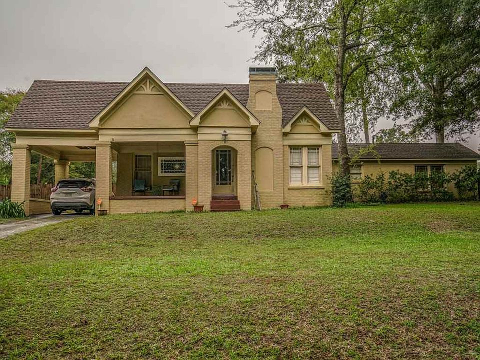 1st image of 206 Eastmoor Dr