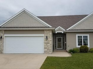 2363 Coral Ridge Pl NE, Rochester, MN 55906