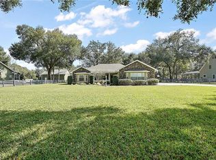 1785 Abrams Rd, Eustis, FL 32726