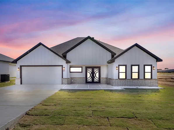 103 Lawson Ave, Mabank, TX 75147