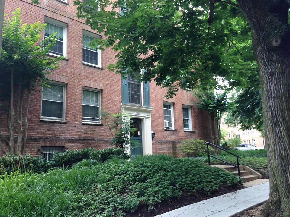 Garden Style Building