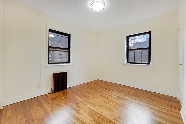 Rented by Revona Properties | media 4