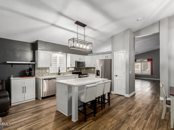 5046 S ROOSEVELT Street, Tempe, AZ 85282