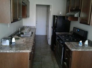 185 W 2nd St, Rialto, CA 92376