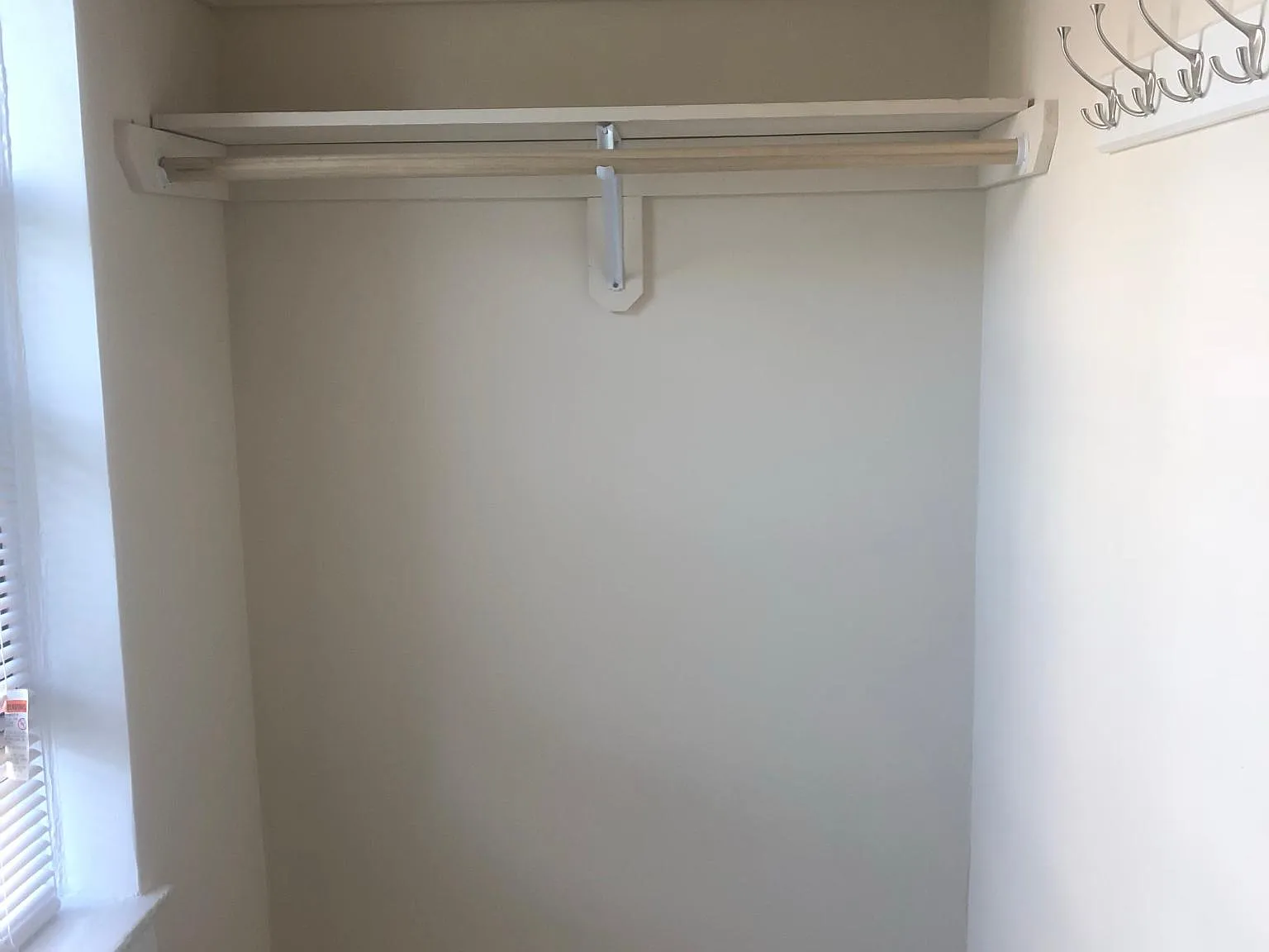 6108 S University Ave — Photo 3