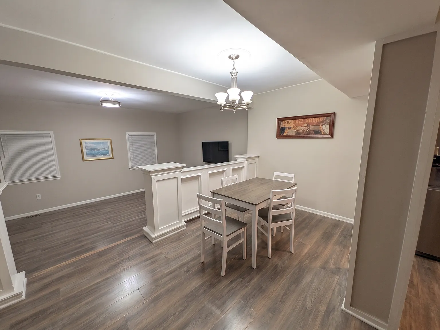 1 bed, 1850 sqft, $900 — Photo 3