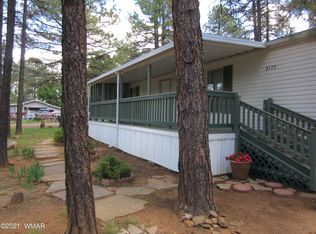 2177 S Oval Dr, Overgaard, AZ 85933