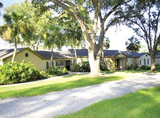 530 Hillside Dr, Auburndale, FL 33823