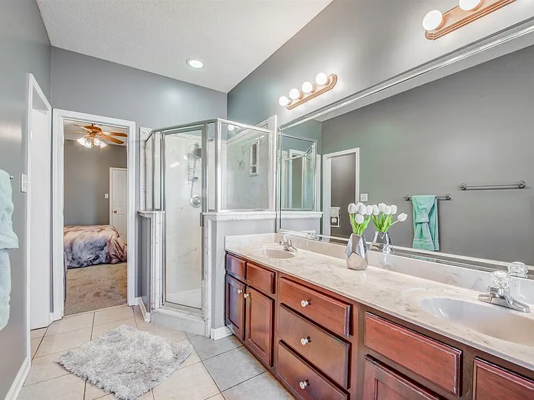 6851 Seaside Dr — Photo 14