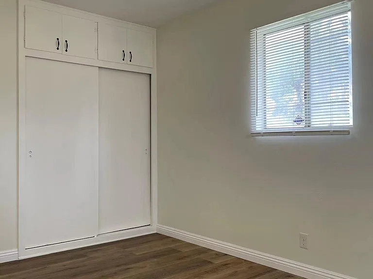 1110 E Central Ave #B — Photo 8