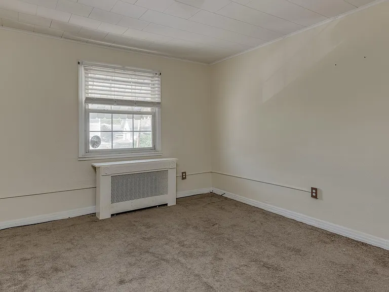 2 Miner St #2 — Photo 3