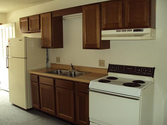 4th image of 117 Shelby St APT 4
