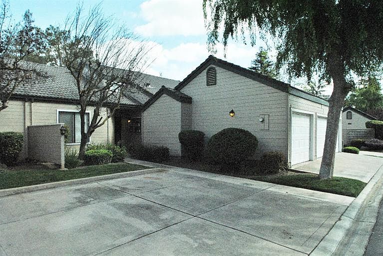 1st image of 474 E Alluvial Ave Unit 121