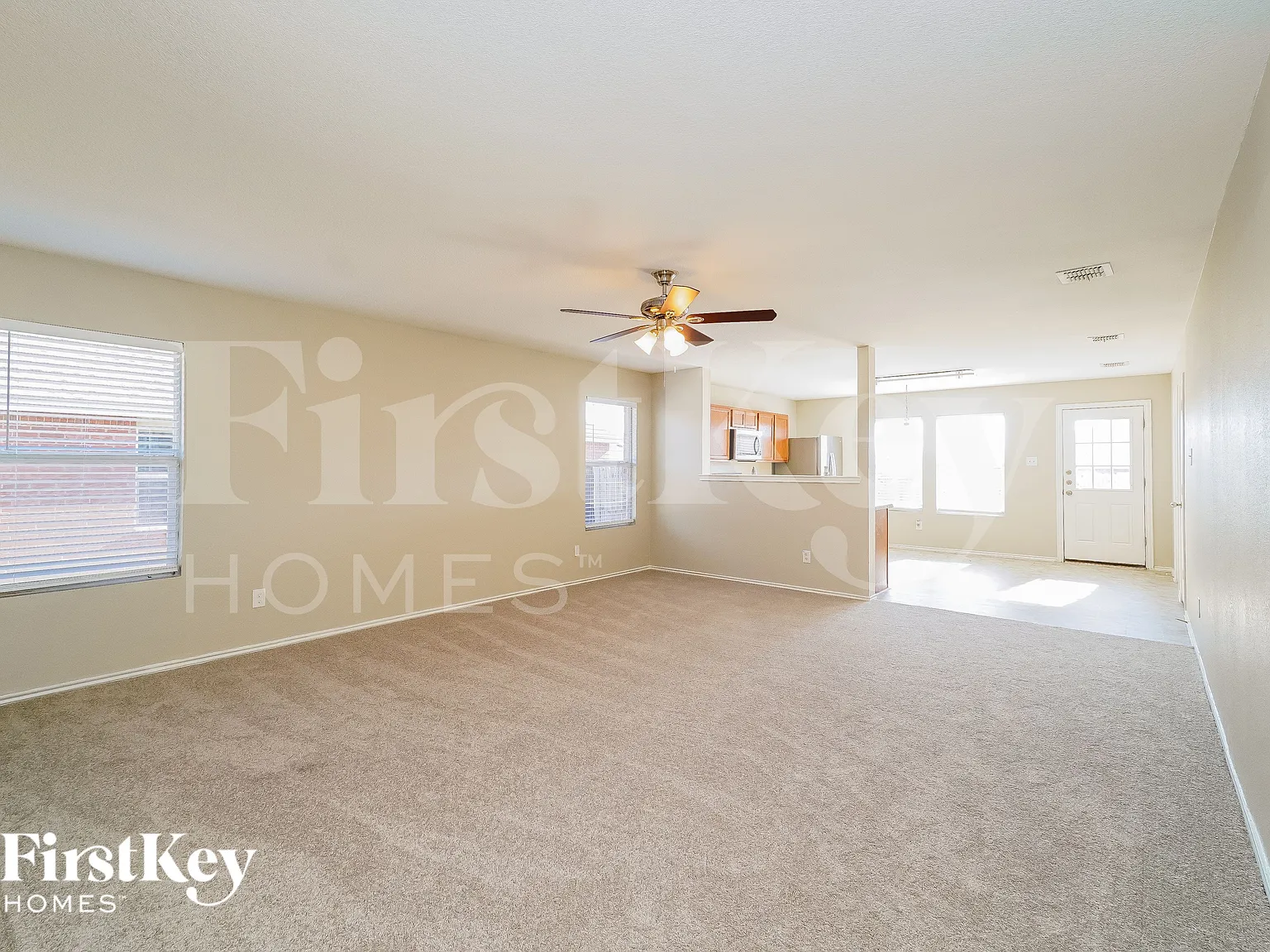 3 bed, 2.0 bath, 1679 sqft, $2,335 — Photo 3