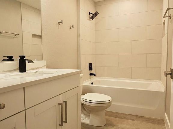 5th image of 15 Malauka Pass Way #15