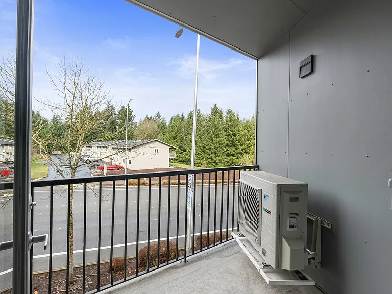 Serenity Apartments — Photo 129