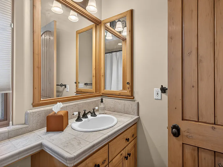 2375 Clubhouse Dr — Photo 58