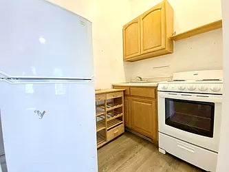 Rented by Manhattan Spaces