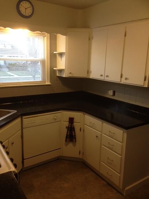 2nd image of 18337 School St