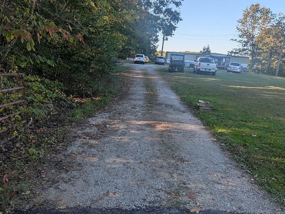 1st image of 120 H King Rd