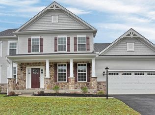 3599 Fox Pointe Ln, York, PA 17404