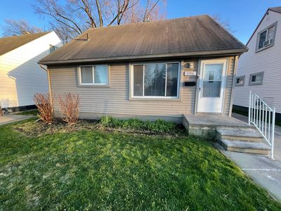 14906 Chesterfield Ave, Warren, MI, 48089