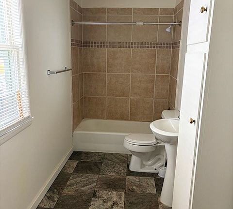 2nd image of 1510 1st Ave S