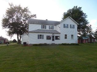 6151 Cunniff Rd, Tampico, IL 61283