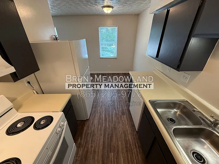 5525 Jacksboro Pike #7 — Photo 5