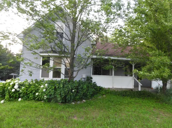 7439 E 22 1/2 Rd, Manton, MI 49663