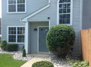 32 Bark Hollow Ln, Horsham, PA