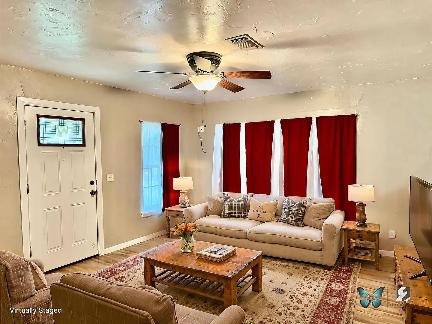 1197 FM 697 — Photo 4