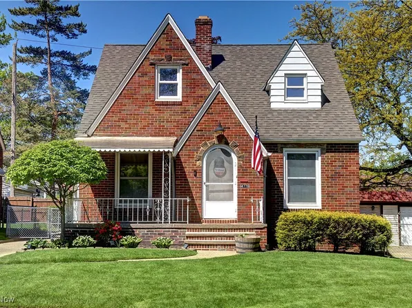 4778 Broadale Rd, Cleveland, OH 44109