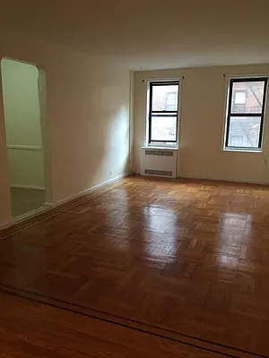 Rented by Roberto Guilbet, LREB | media 39