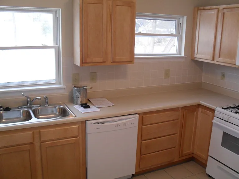 4905 Elks Dr — Photo 5
