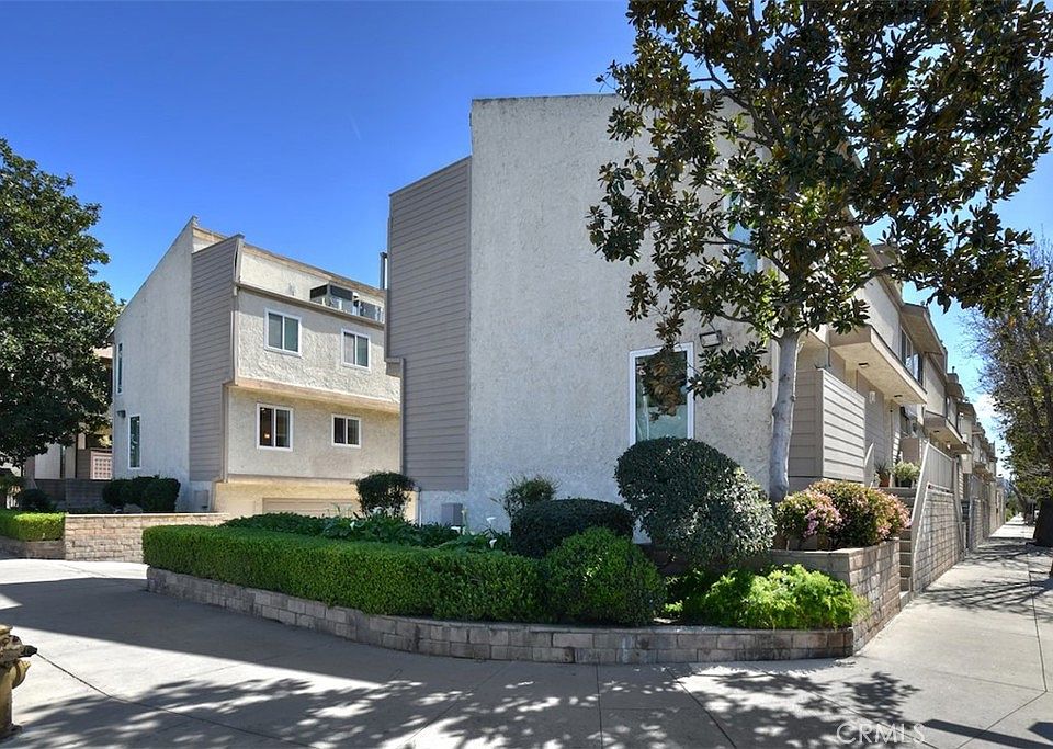 1st image of 7240 Shirley Ave Unit 101