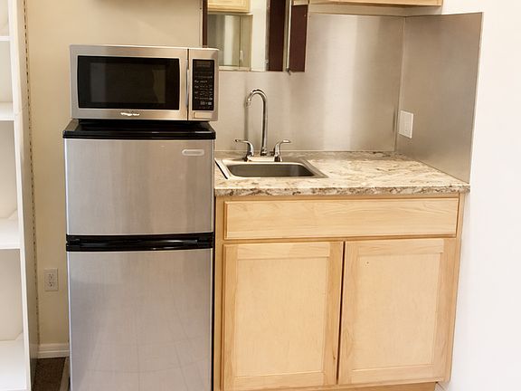 2nd image of 151 12th Ave Unit 409