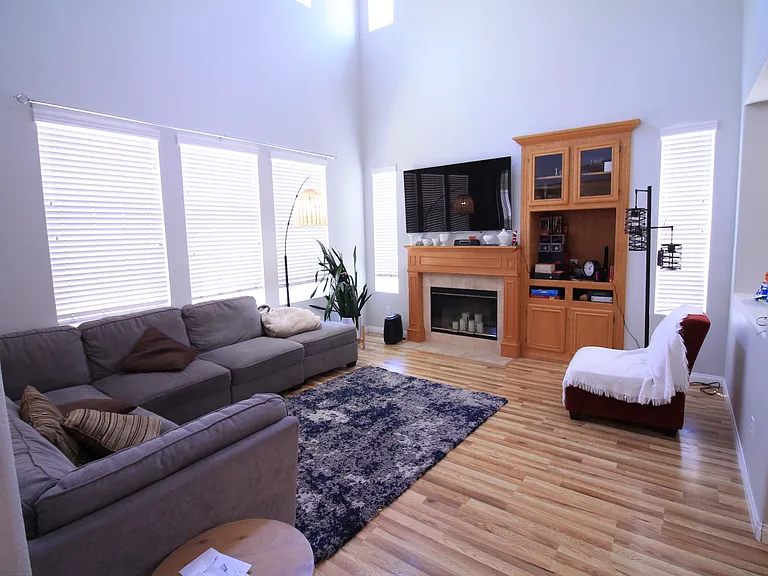 260 Manzanilla Way — Photo 3