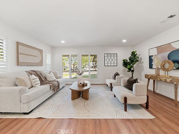 5th image of 15496 Rolling Ridge Dr