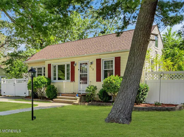 645 Beachwood Boulevard, Beachwood, NJ 08722