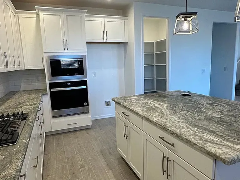 13412 W Eagle Feather Rd — Photo 3